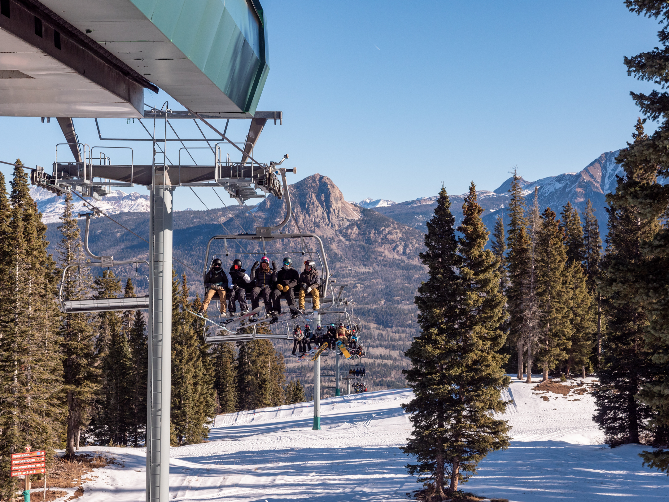 OpeningDaySkiers