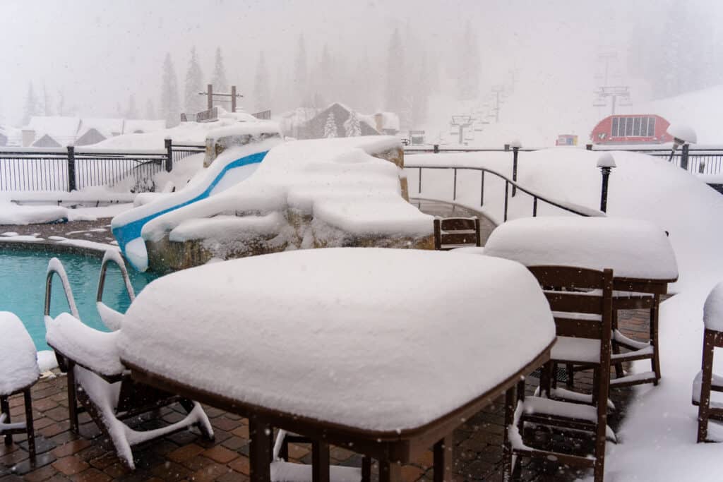 A pile of powder in the pool area