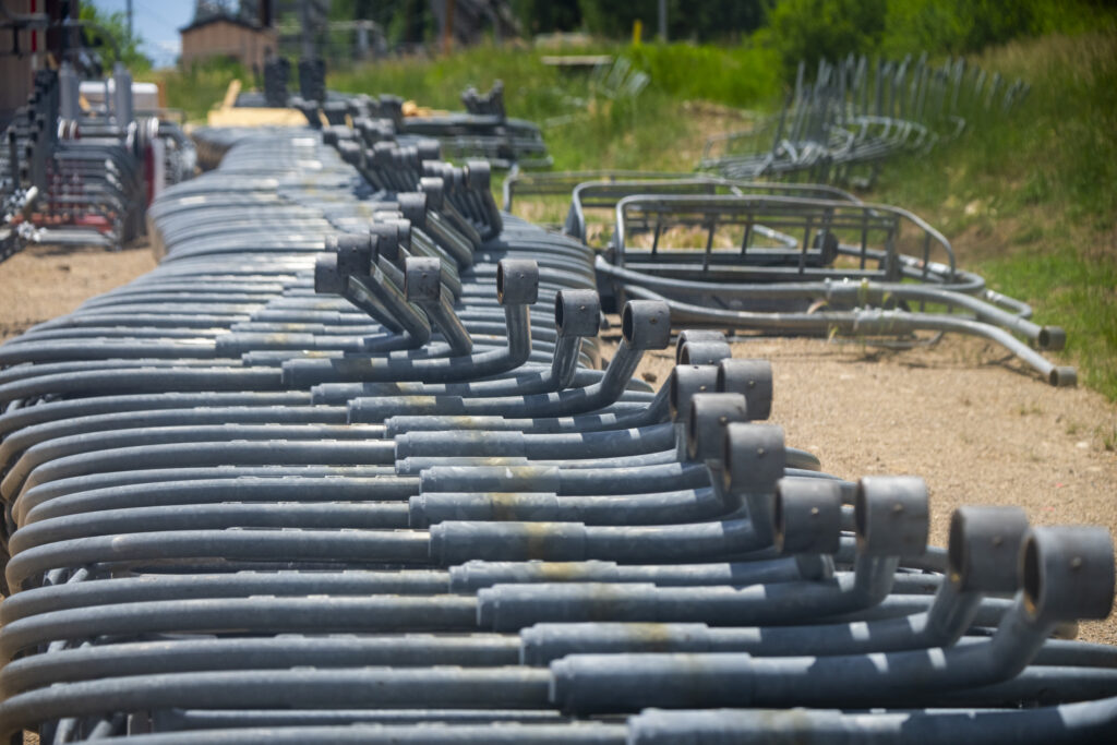 Row of chairs for the Galande lift